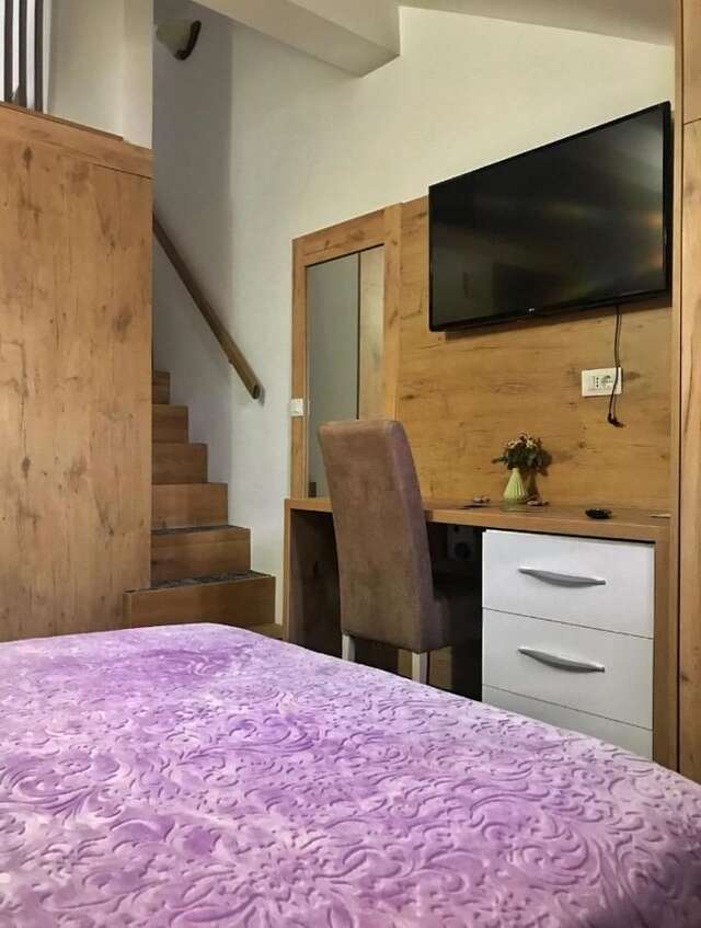 Гостевой дом Tilia Цетине-21