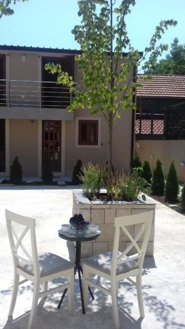 Гостевой дом Tilia Цетине-23